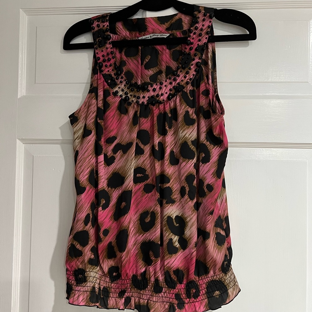 Blouse Animal print black and pink with beaded collar silt texture